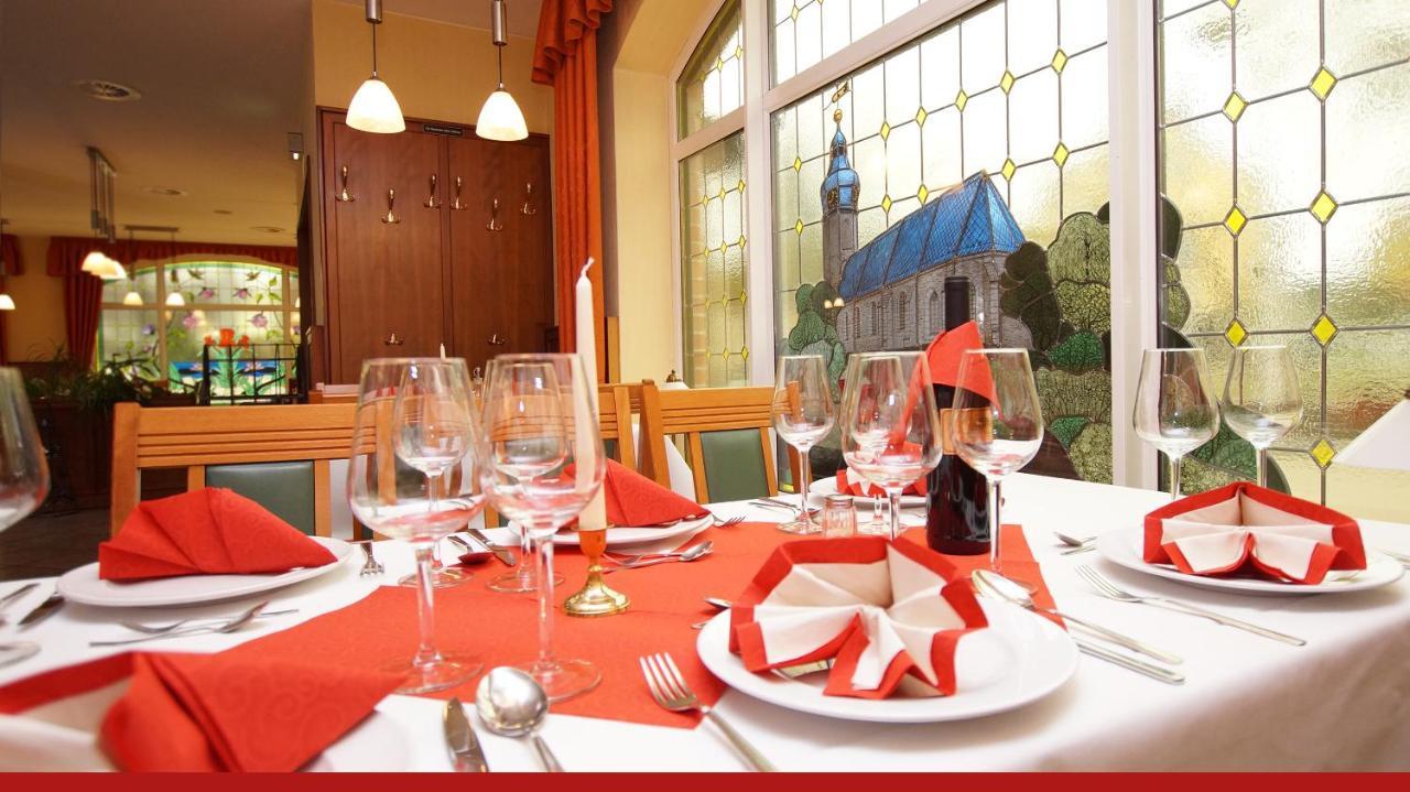 Hotel & Restaurant "Zur Linde" Spergau Extérieur photo
